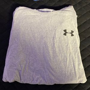 Loose-Fit under armor grey athletic tshirt